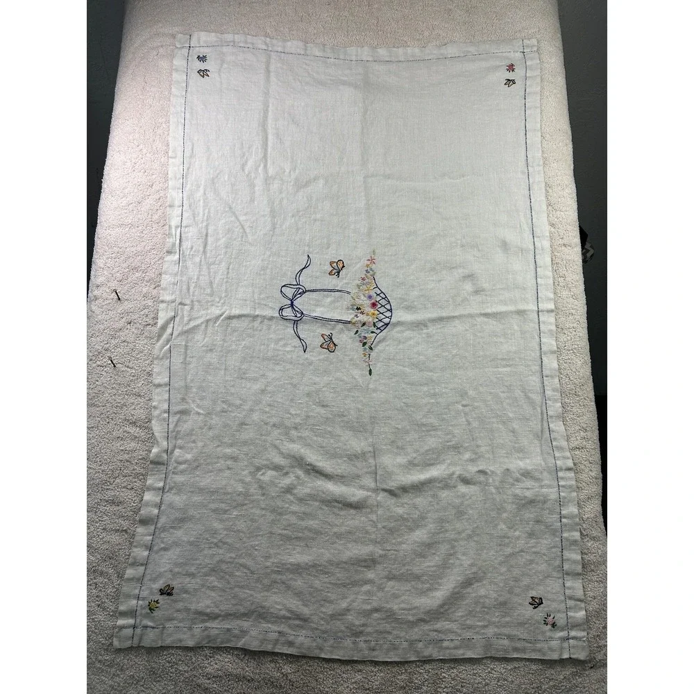 Vintage Embroidered Linen Tablecloth 31x48 Floral‎ Basket Butterfly Handmade